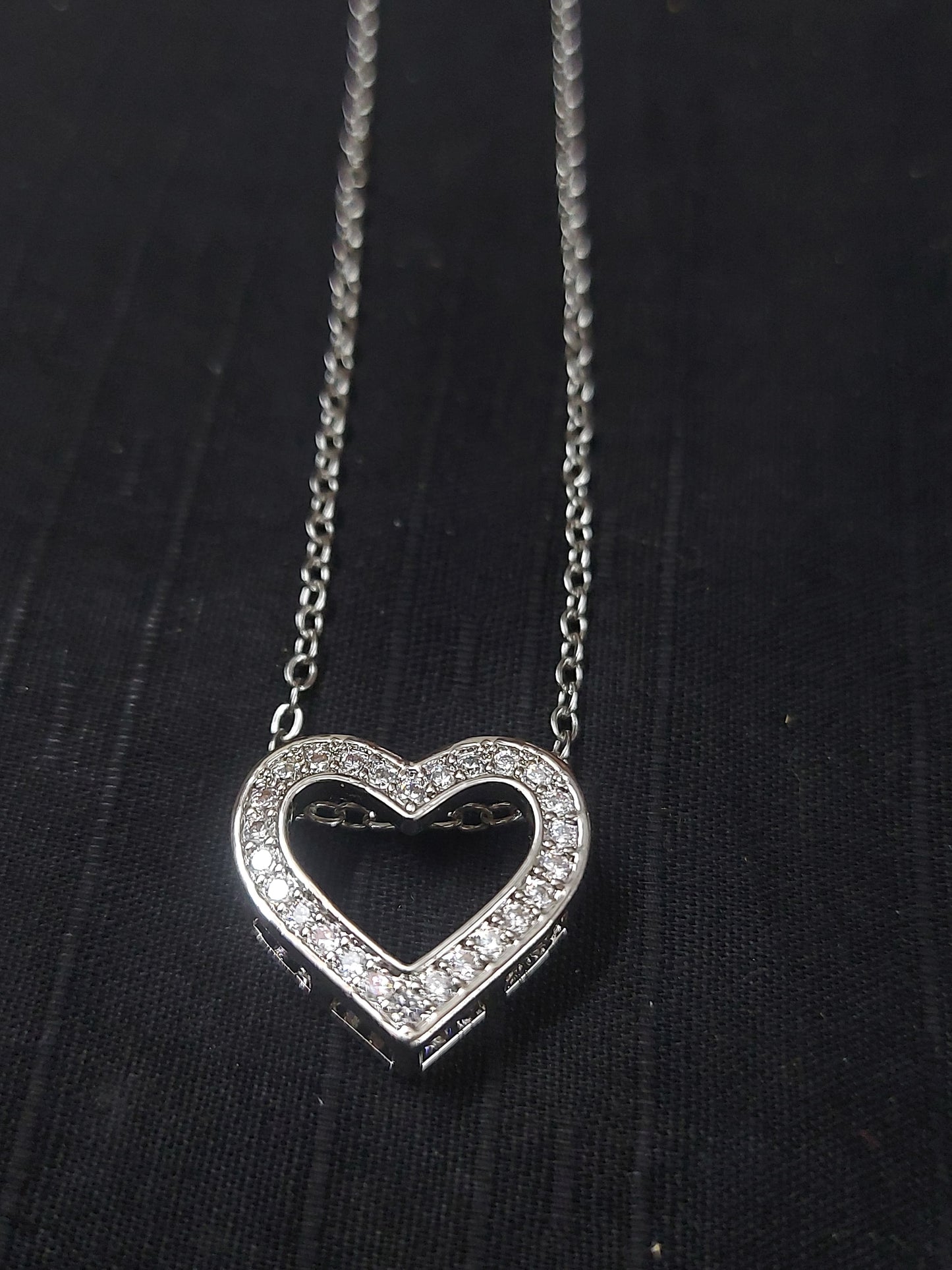 Sleek Silver Necklace – Modern Jewelry for the Sweetest Soul