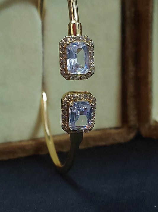 Traditional Golden Bangles for Girls – A Symbol of Grace
